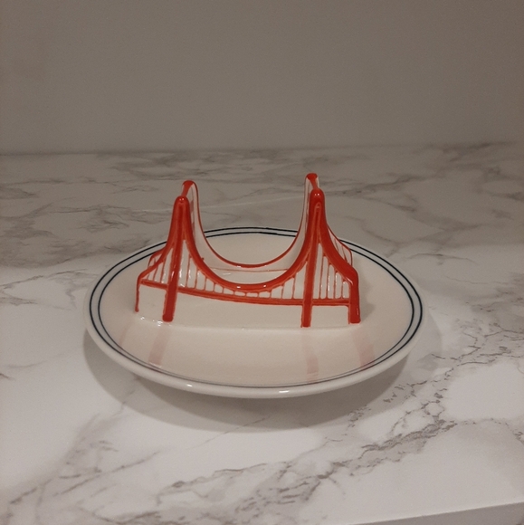 Anthropologie Molly Hatch Golden Gate Bridge Dish - Picture 5 of 5